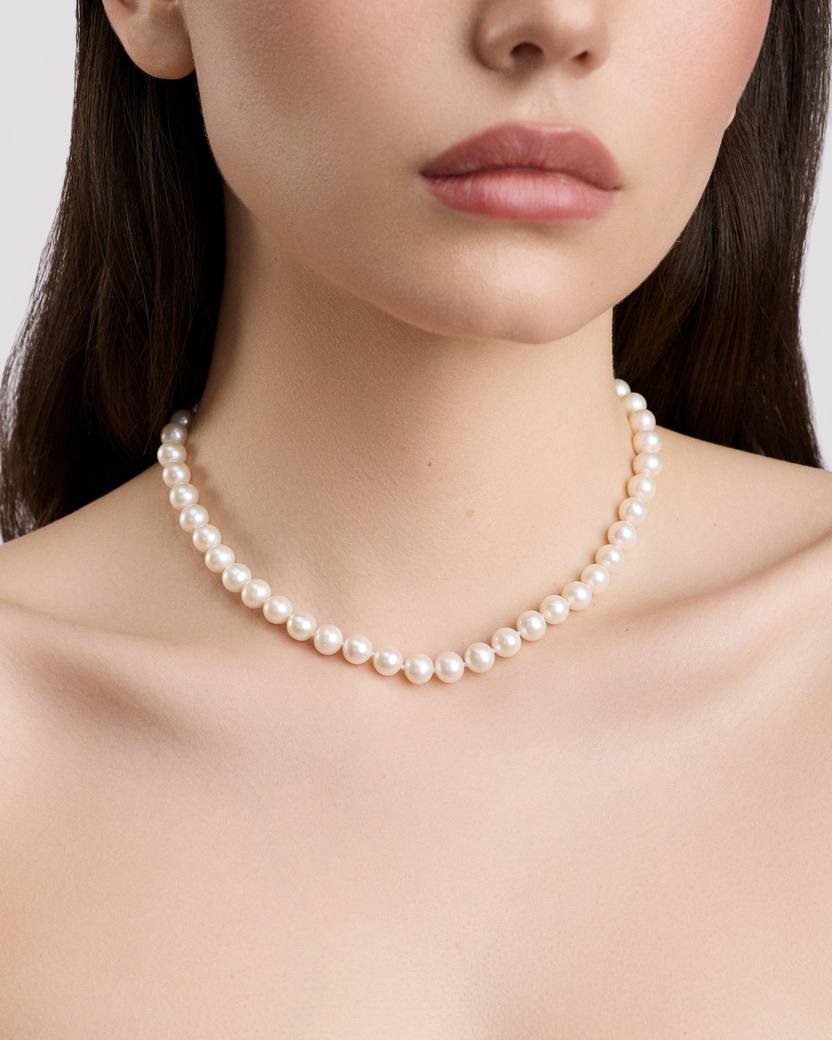 Freshwater Pearl Necklace gold necklace - close-up detail | necklaces for women