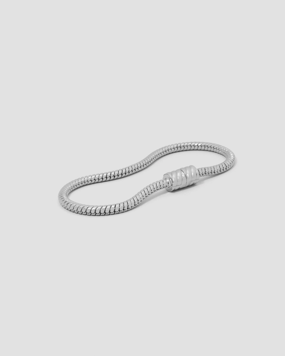 Madison Avenue Bracelet - side view | 14k gold bracelet